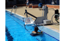 Zwembadlift met batterij - verplaatsbaar - tot 150 kg-1
