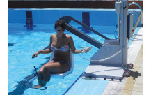 Zwembadlift met batterij -  vaste positie / niet verplaatsbaar - tot 150 kg-1