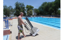 Zwembadlift met batterij -  vaste positie / niet verplaatsbaar - tot 150 kg-3