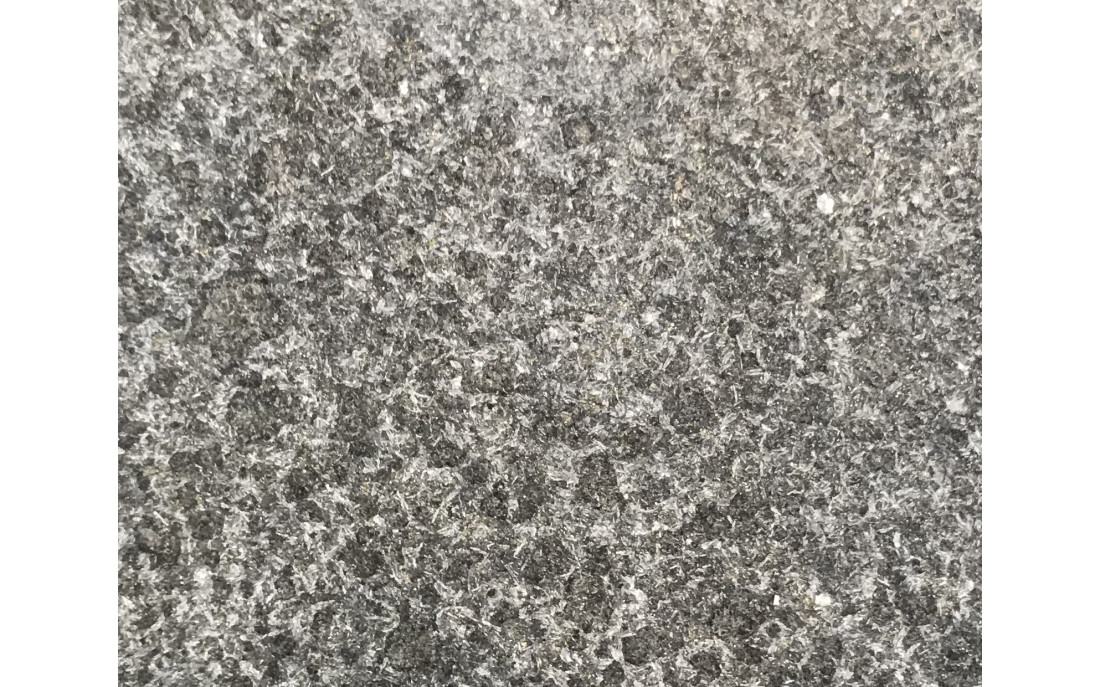 Harmo roc kirunaset, natura-serie, ovaal d:3,50mx6,20m, bergzwart, basalt